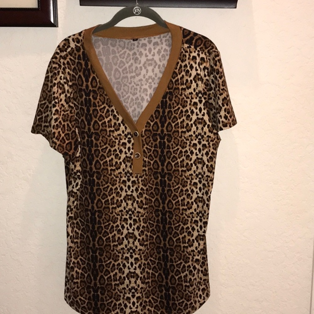 Cheetah print top